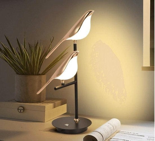 Glamour Ray Bird Silhouette Lamp - Exquisite Luxury Lighting for a Chirpy Ambience