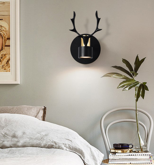 Glamour Ray's Elegant 12W Black Metal Stag LED Wall Light with Switch: Warm White Illumination